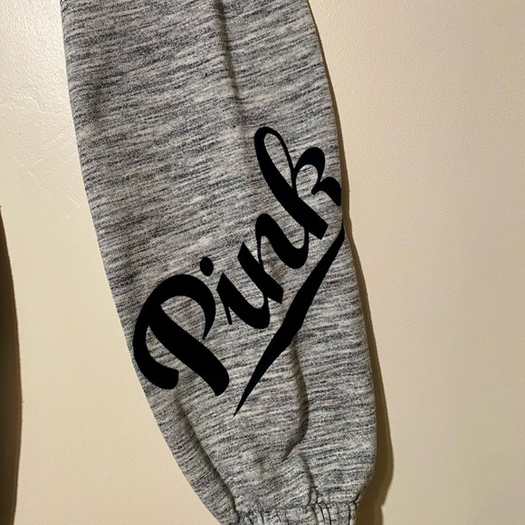 Victoria's Secret PINK Jogger Sweatpants - Picture 4 of 5